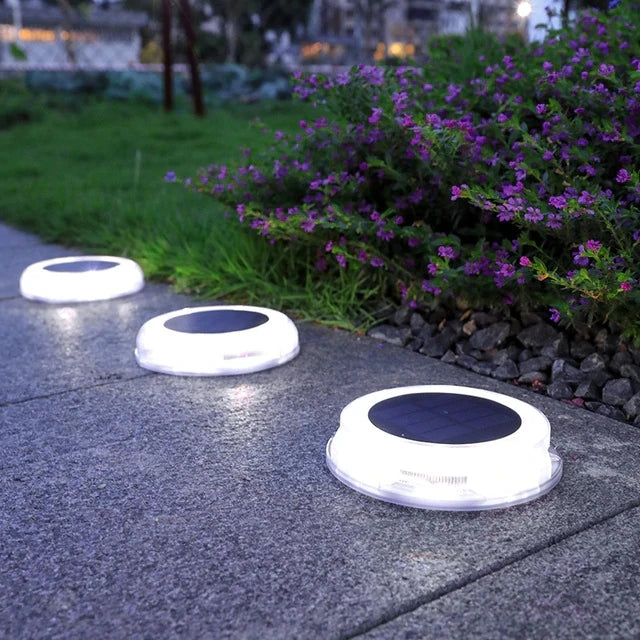 BrightPath™ Outdoor Solar LED Lamps