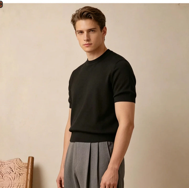 Men's short-sleeved shirts are suitable for the office, client visits, business meetings, city walks, dates, coffee shops, exhib