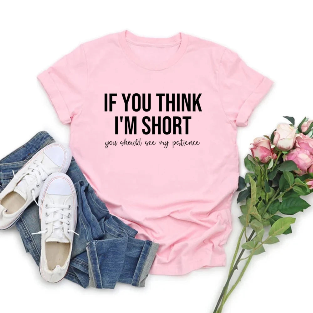 تيشيرت نسائي برسومات مرحة – كم قصير