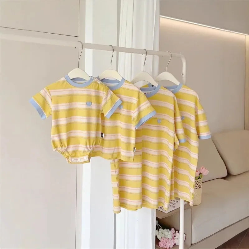Summer Family T Shirts Parent-child Clothes Mother Father and Daughter Son Boy Girl Matching Tee Shirt Tops Baby Cotton Bodysuit