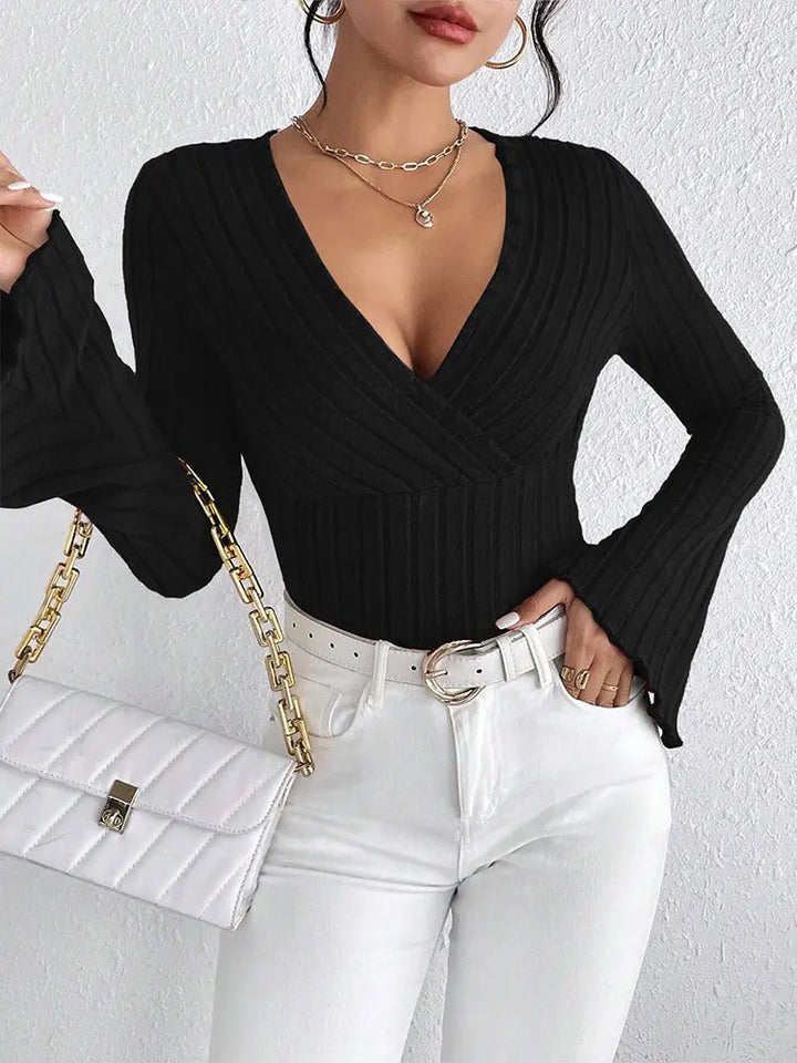 Women’s Cropped Long Sleeve Top – Casual Pullover T-Shirt