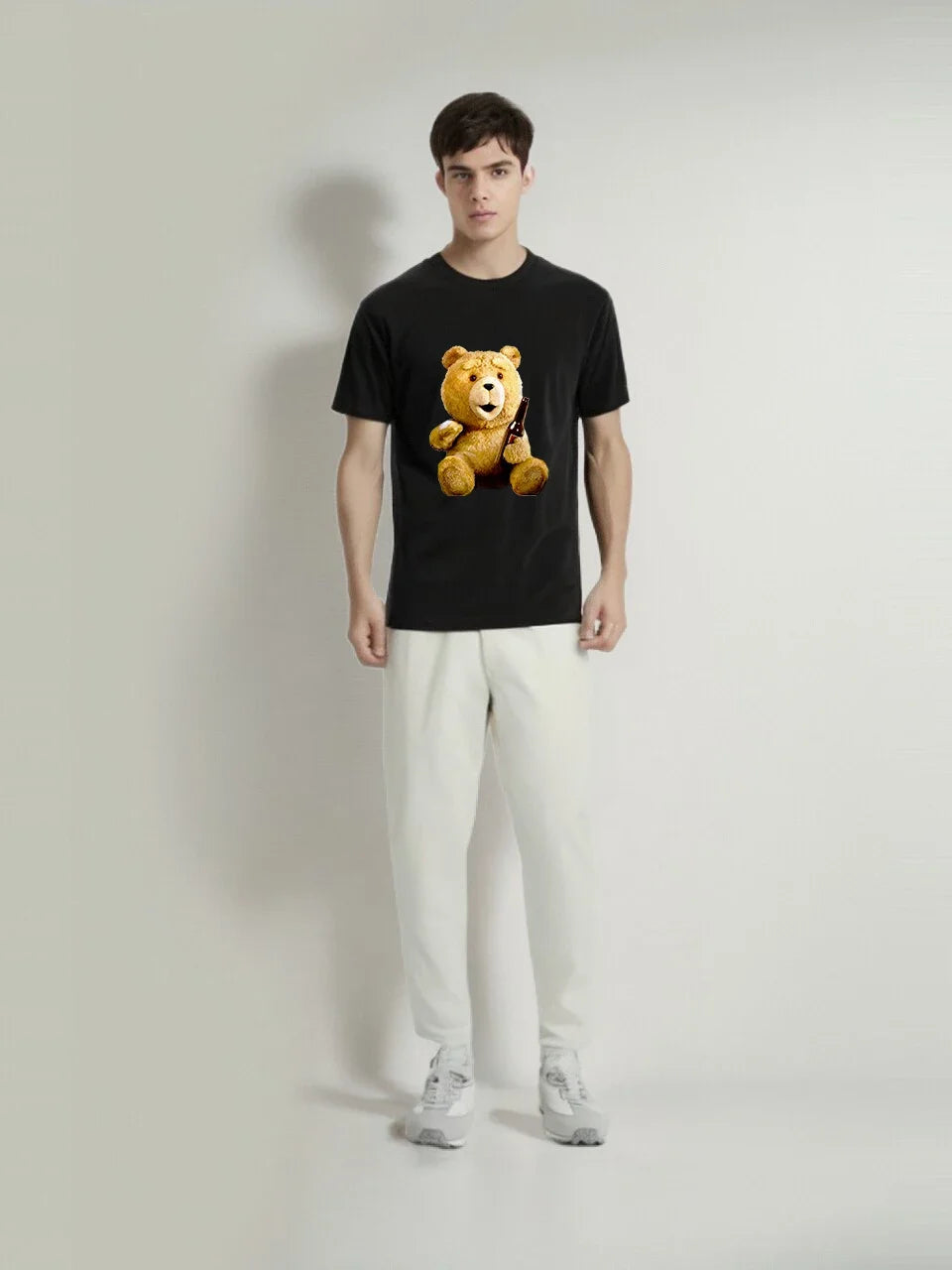 تيشيرت للجنسين بتصميم دب كرتوني - أزياء الشارع في الألفية الجديدة