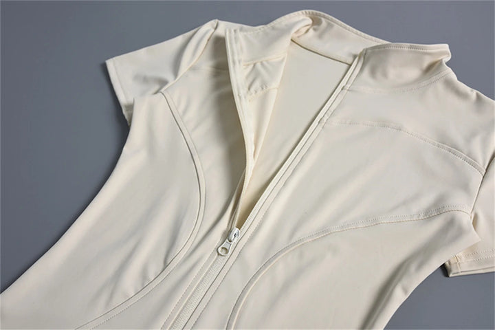 Women’s Summer Yoga Top – Slim Fit, Full Zipper, Short Sleeve