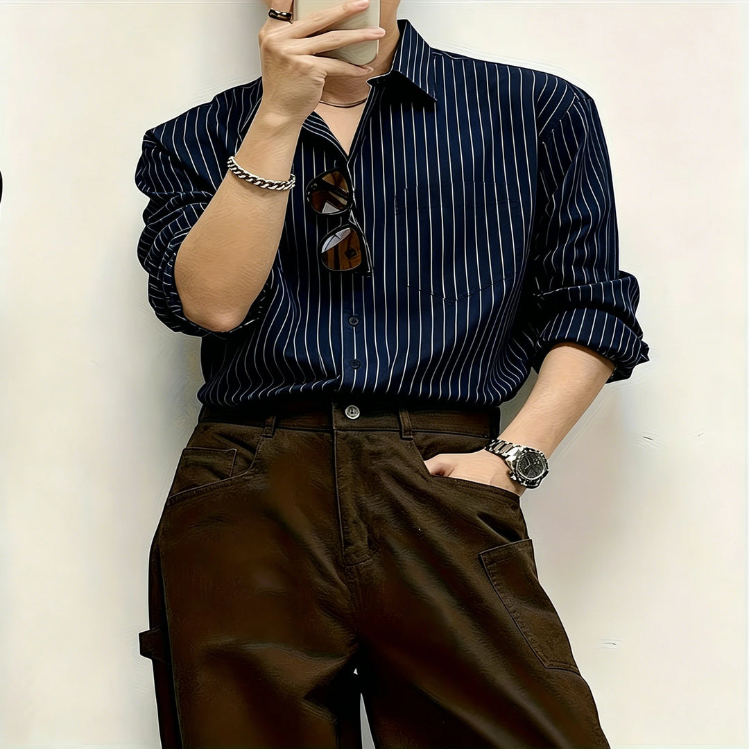 Men's Long-Sleeved Shirt with Black Base and Pinstripes, Loose Fit, Slimming Design, Single Pocket, Lapel, Casual Top.
