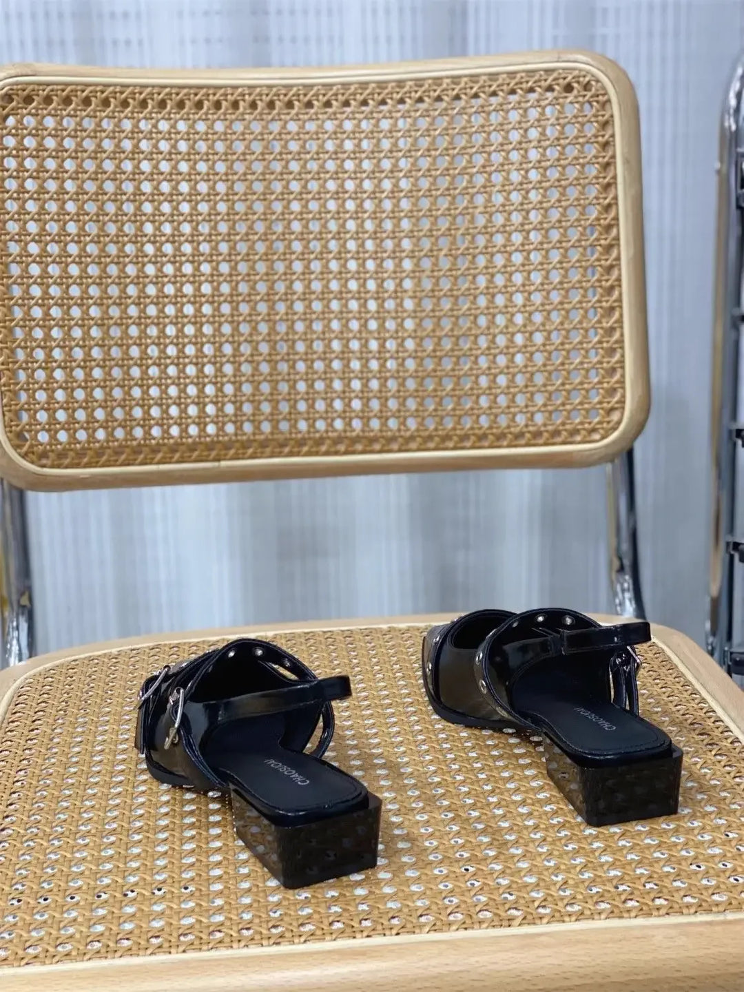 2025 Women’s Pointed Toe Sandals – Low Heels, Comfortable & Anti-Slip