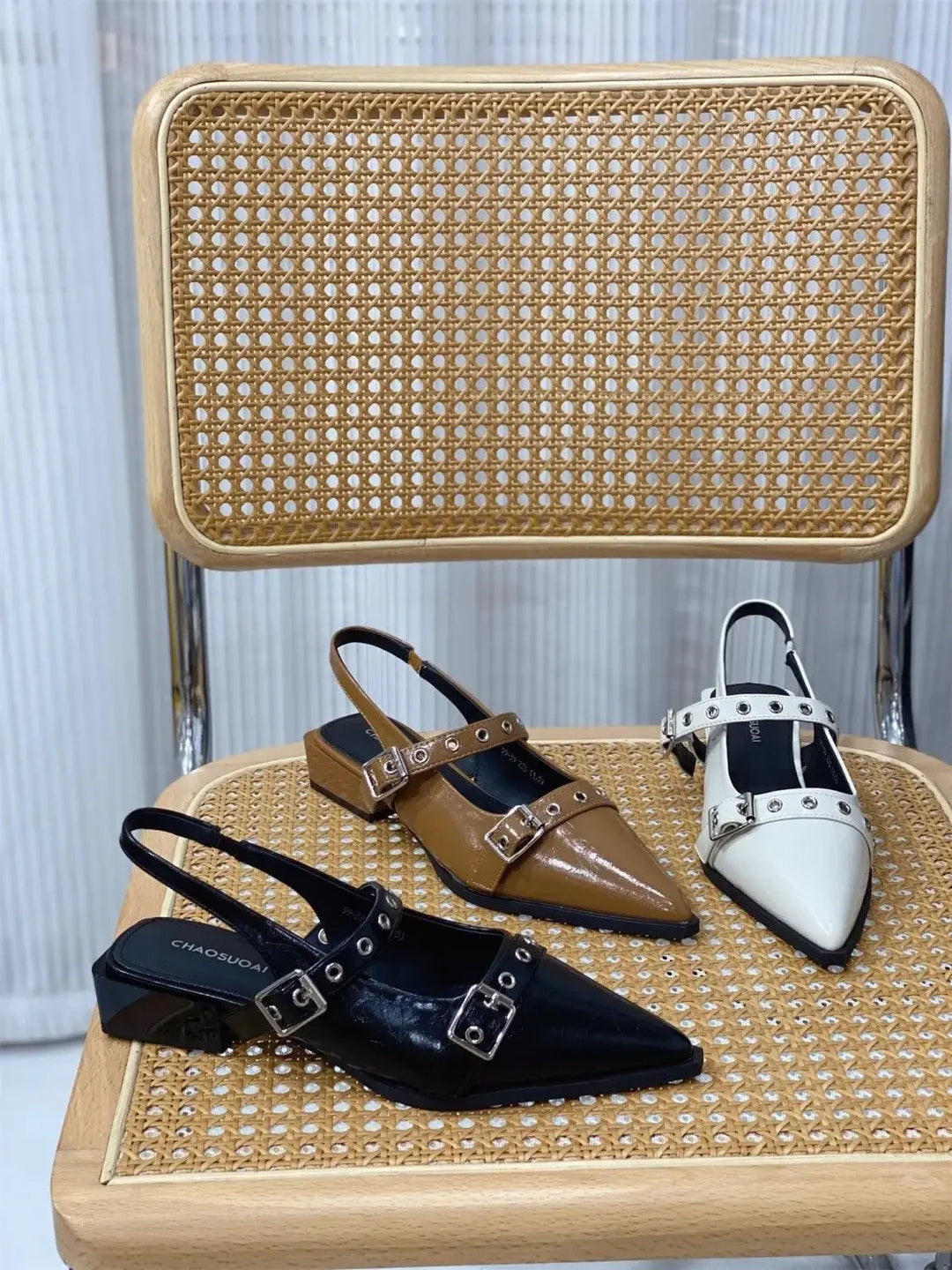 2025 Women’s Pointed Toe Sandals – Low Heels, Comfortable & Anti-Slip