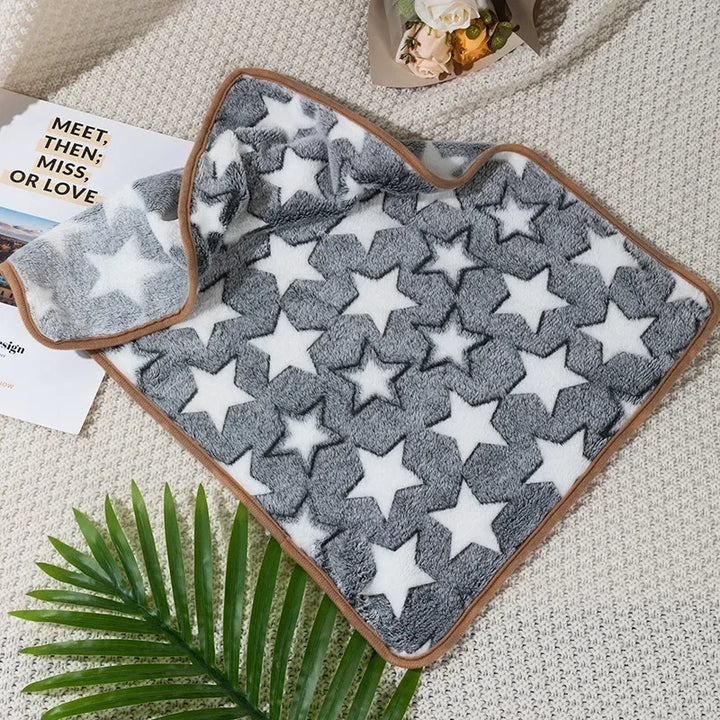 SnugglePet™ Weiche, flauschige Hunde- und Katzendecke