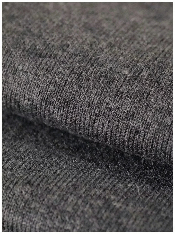 Men's short-sleeved shirts are suitable for the office, client visits, business meetings, city walks, dates, coffee shops, exhib