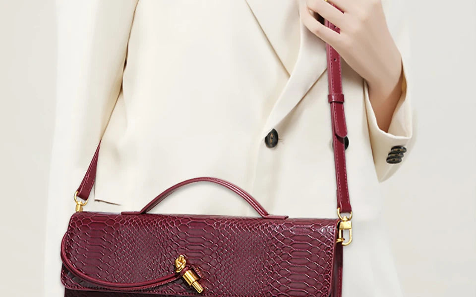 حقيبة يد نسائية جلدية أنيقة وحقيبة سهرة – حقيبة كروس بودي وحقيبة كتف